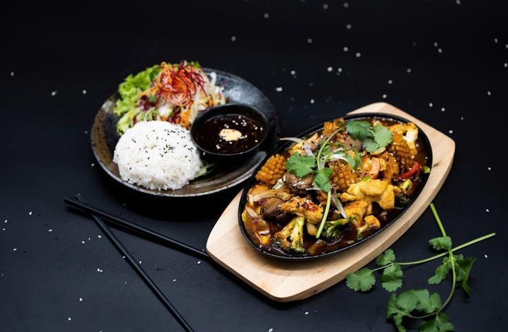 Gaeng Panaeng (scharf - serviert im Feuertopf)