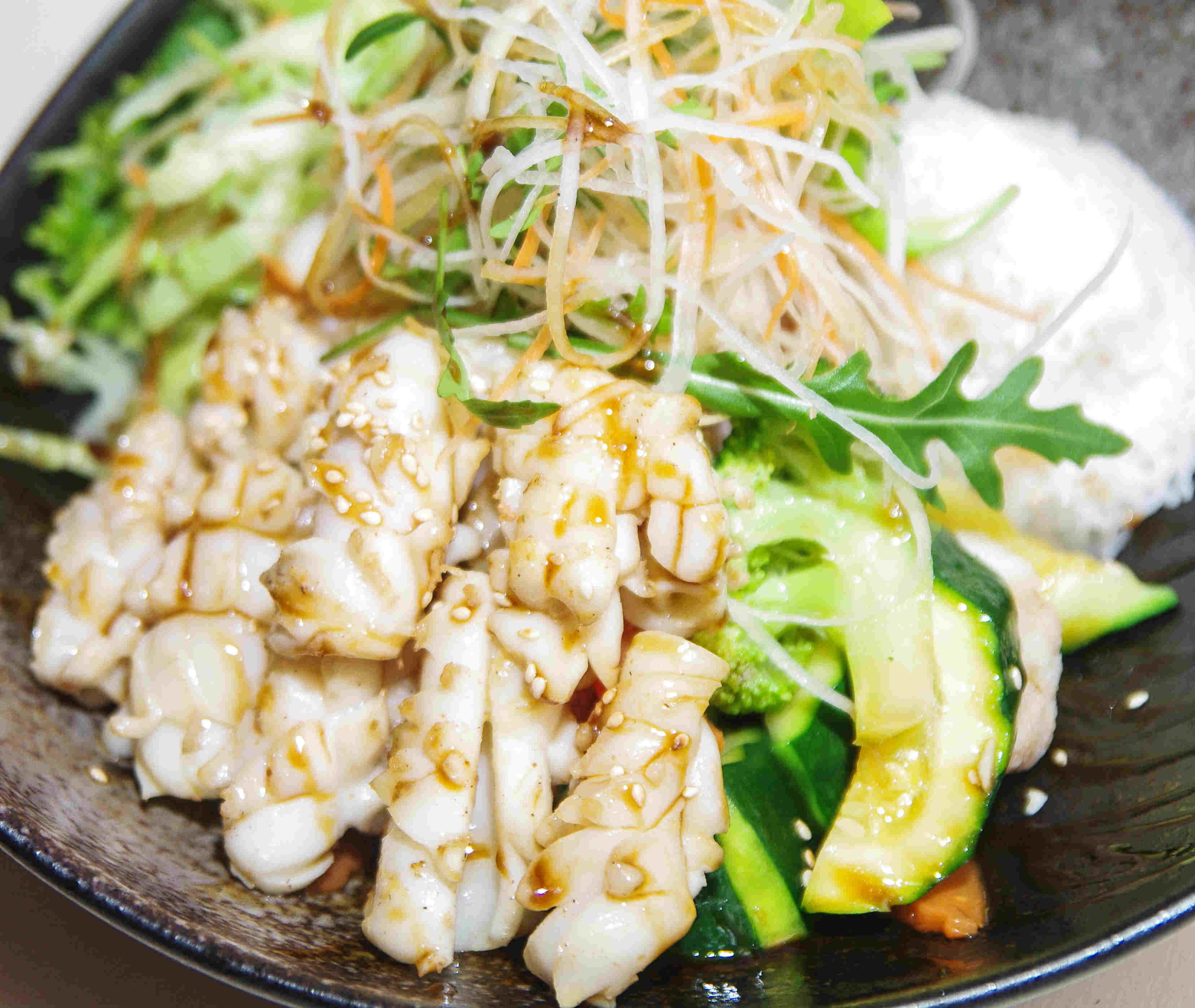 Mực Xào Sate (scharf gebratene Calamari)